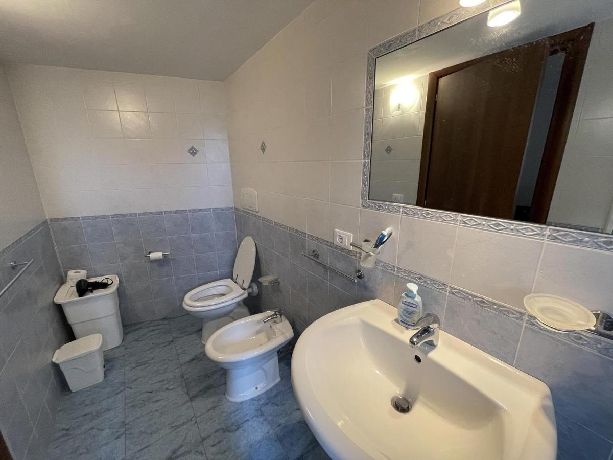 B&B Caterina Biccari Bagian luar foto