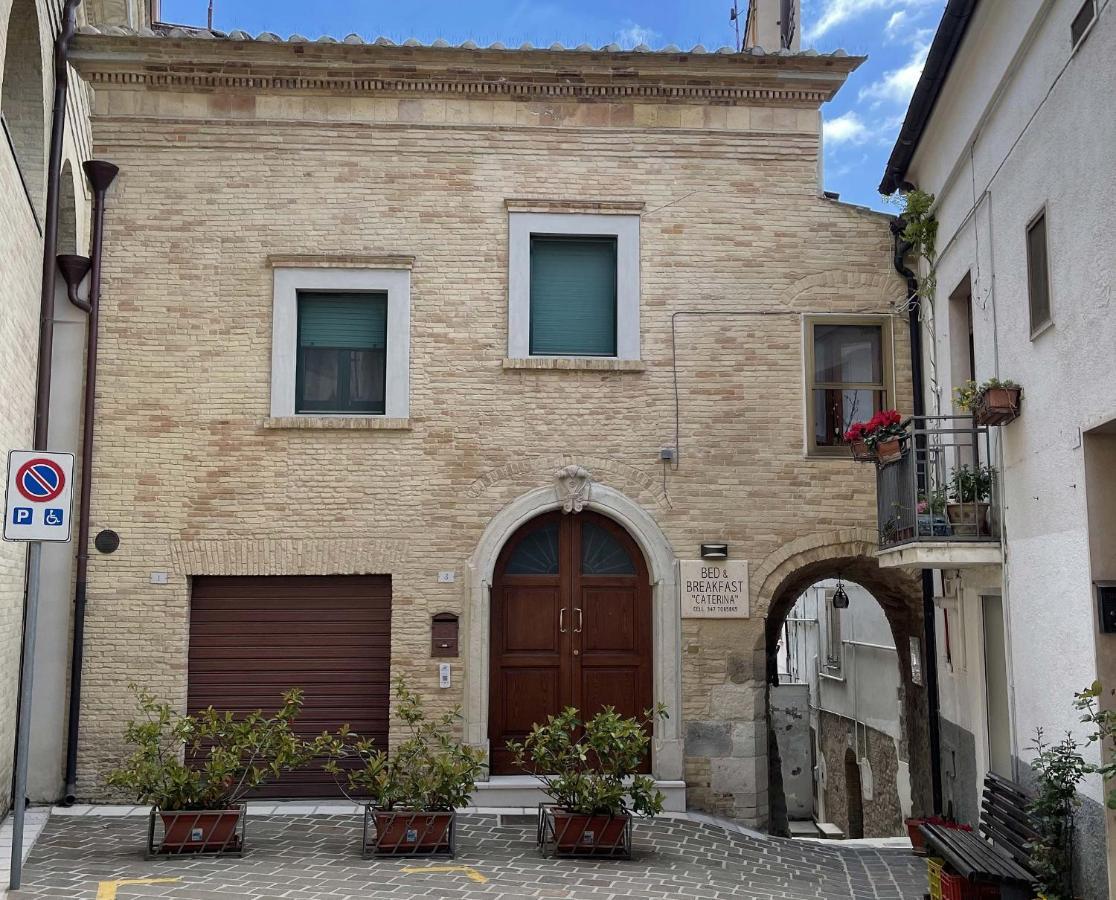 B&B Caterina Biccari Bagian luar foto